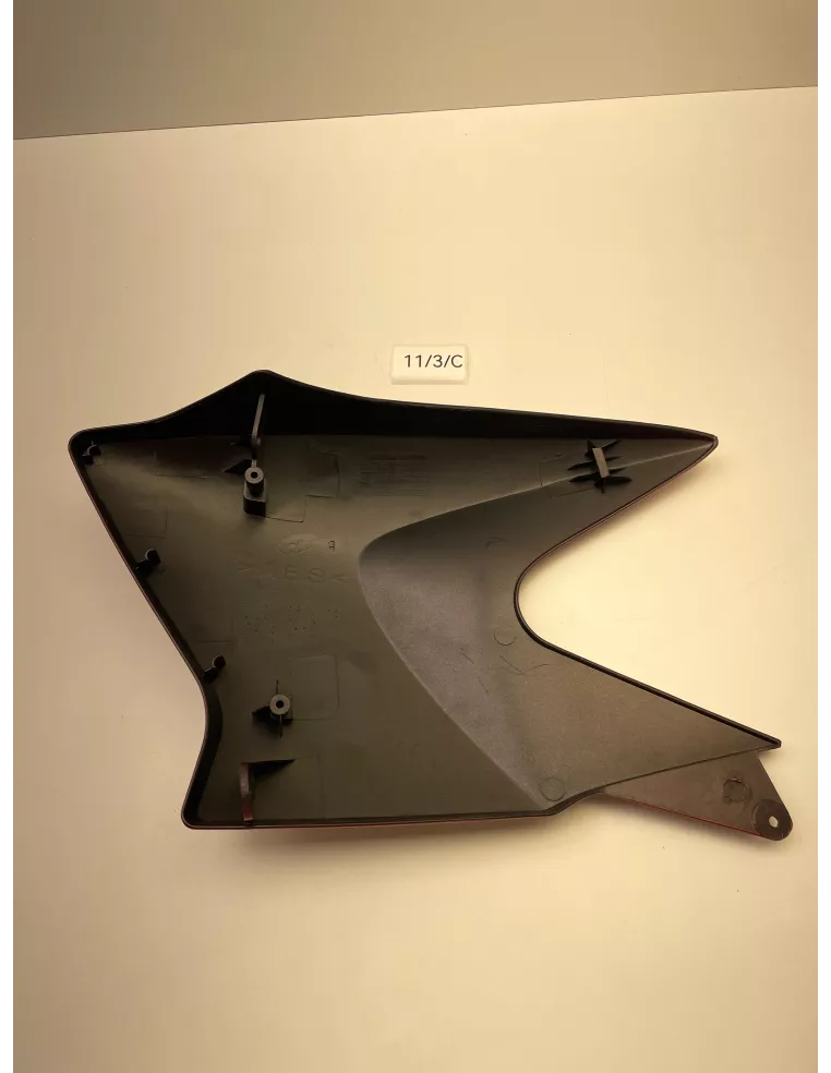 Carénage latéral droit origine YAMAHA YBR 125 2010 - 2013