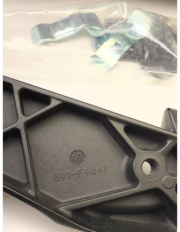 Support de top case et dosseret arrière YAMAHA TMAX 530 2017 - 2019