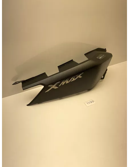 Coque arrière droit origine YAMAHA XMAX 125 2014 - 2017