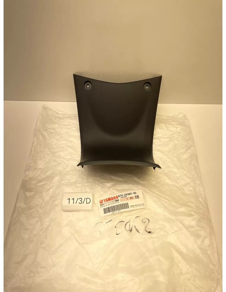 Cache plastique de tablier intérieur origine YAMAHA TMAX 560 2020 - 2021