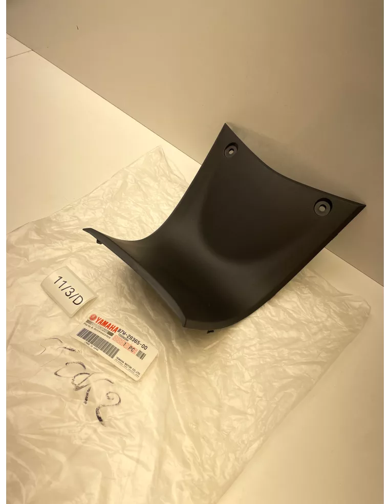 Cache plastique de tablier intérieur origine YAMAHA TMAX 560 2020 - 2021