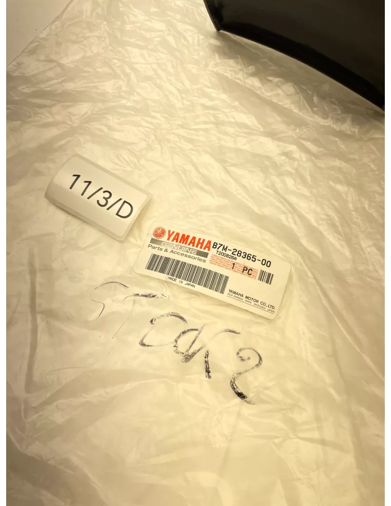 Cache plastique de tablier intérieur origine YAMAHA TMAX 560 2020 - 2021