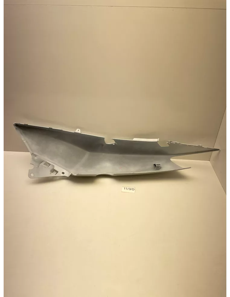 Cache latéral gauche blanc origine YAMAHA FZ6 N / FZ6 S 2004 - 2006