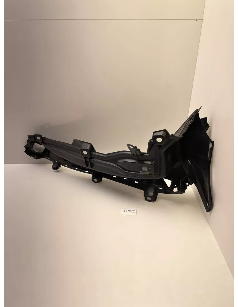 Plancher marche-pied gauche origine YAMAHA TRICITY 300 2019 - 2025