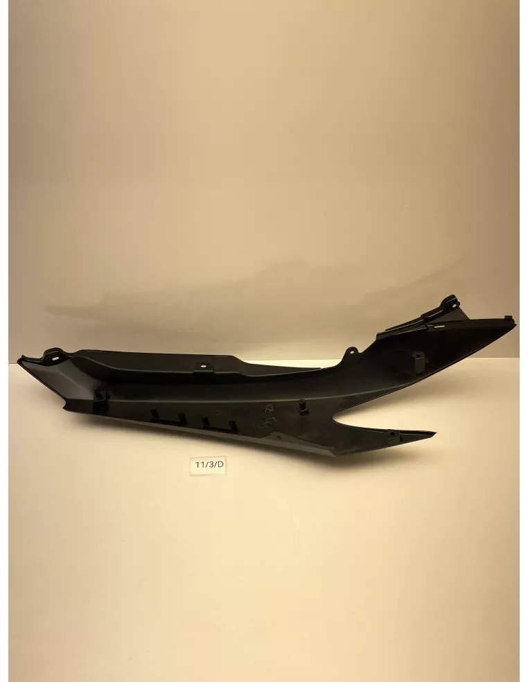 Carénage arrière gauche origine YAMAHA TRICITY 125 2014 - 2016
