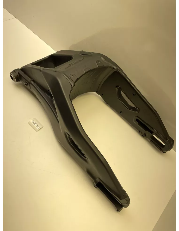 Bras oscillant origine YAMAHA R1 2015 - 2024