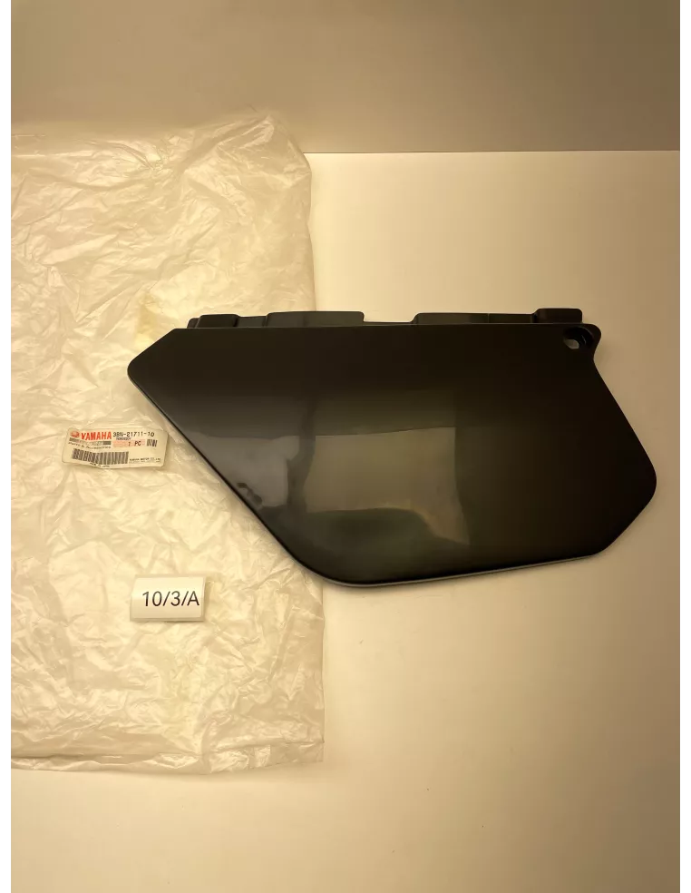 Carénage arrière gauche origine YAMAHA DT 125 R 1989 - 2003