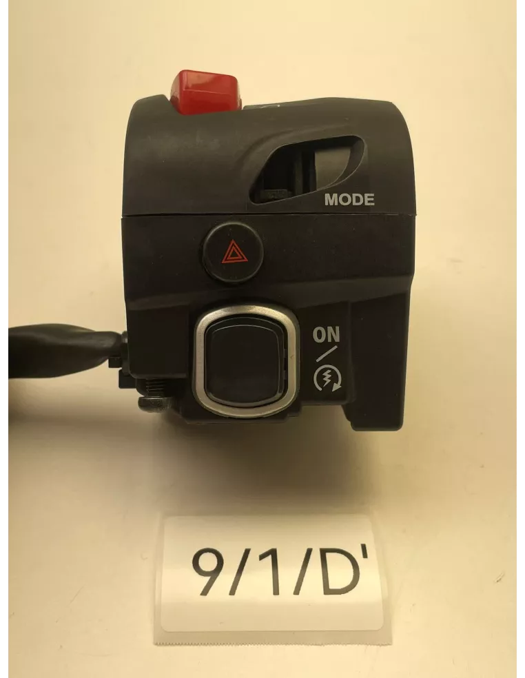 Commodo droit origine YAMAHA TMAX 530 2017 - 2019 - occasion (photo 6)