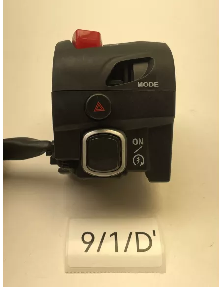 Commodo droit origine YAMAHA TMAX 530 2017 - 2019 - occasion (photo 6)