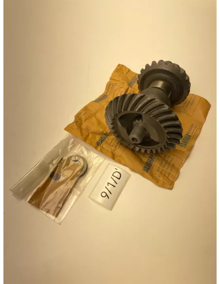 Pignon de transmission intermédiaire origine YAMAHA VMAX 1200 1985 - 2007
