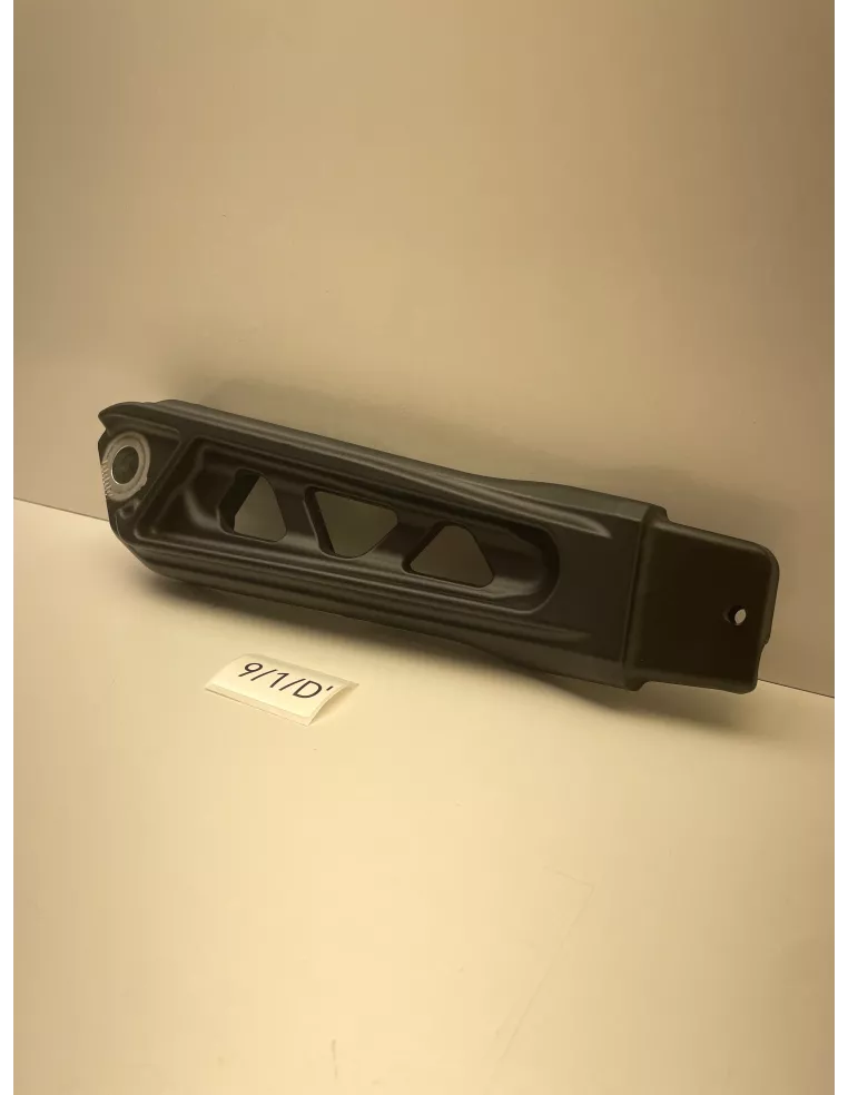 Bras support de plaque origine YAMAHA MT 09 2017 - 2020 - occasion (photo 3)