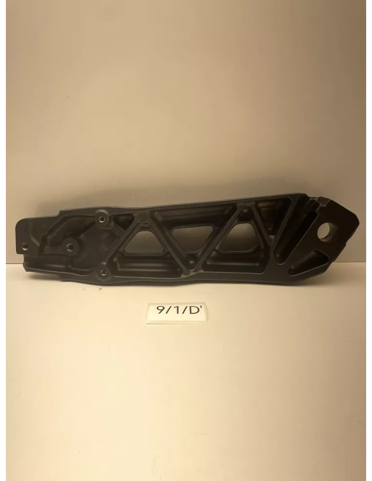 Bras support de plaque origine YAMAHA MT 09 2017 - 2020 - occasion (photo 4)