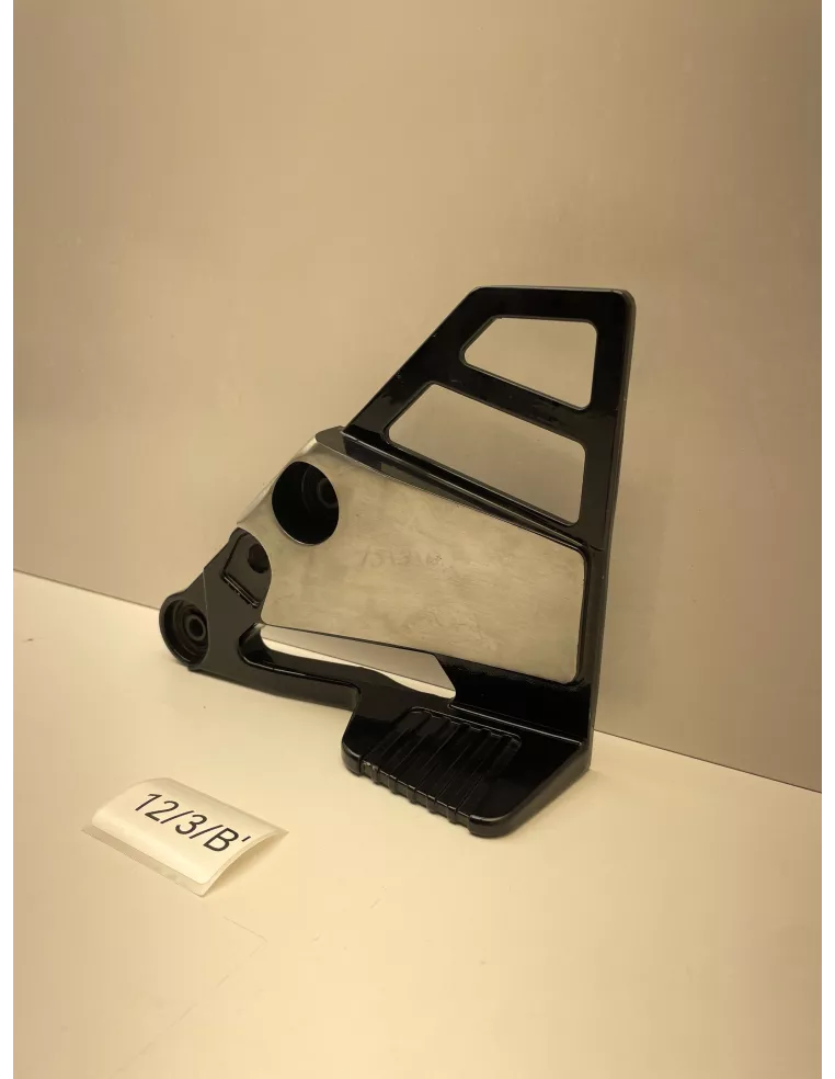 Platine de repose pieds avant gauche origine YAMAHA FZ 750 1985 - 1991 - occasion (photo 2)