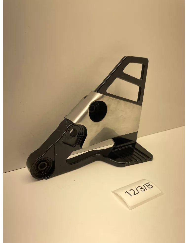 Platine de repose pieds avant gauche origine YAMAHA FZ 750 1985 - 1991 - occasion (photo 3)