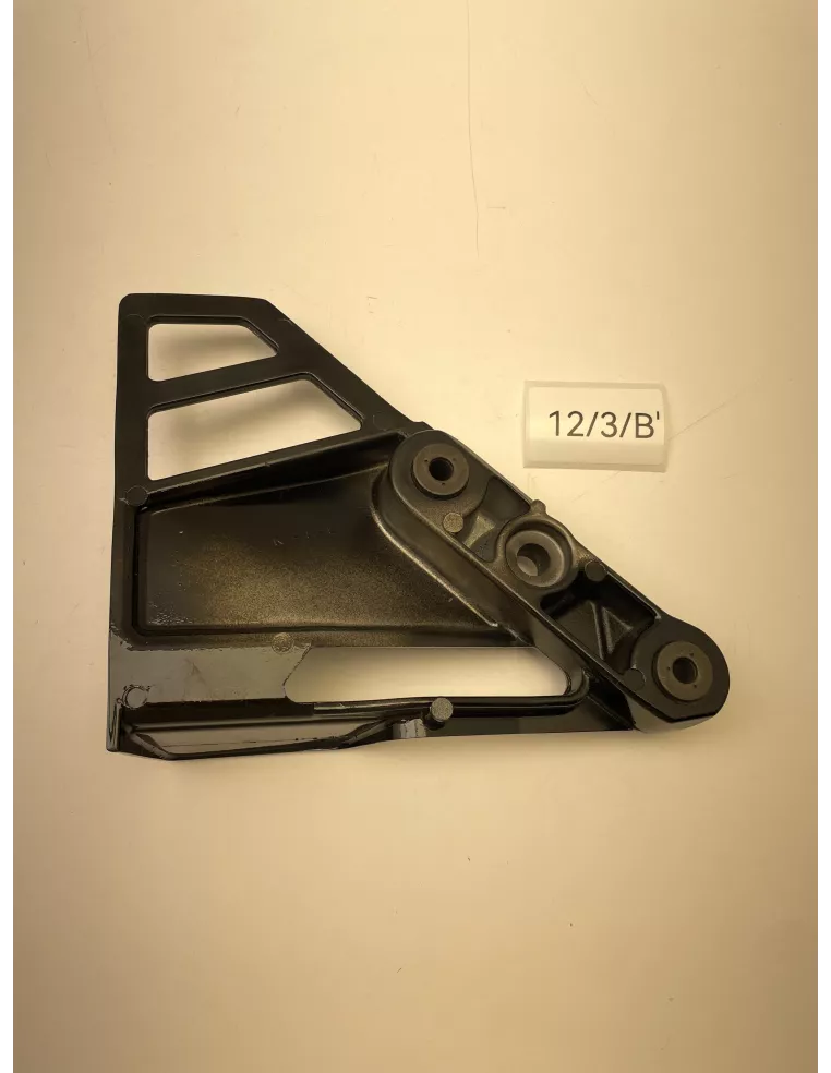 Platine de repose pieds avant gauche origine YAMAHA FZ 750 1985 - 1991 - occasion (photo 4)
