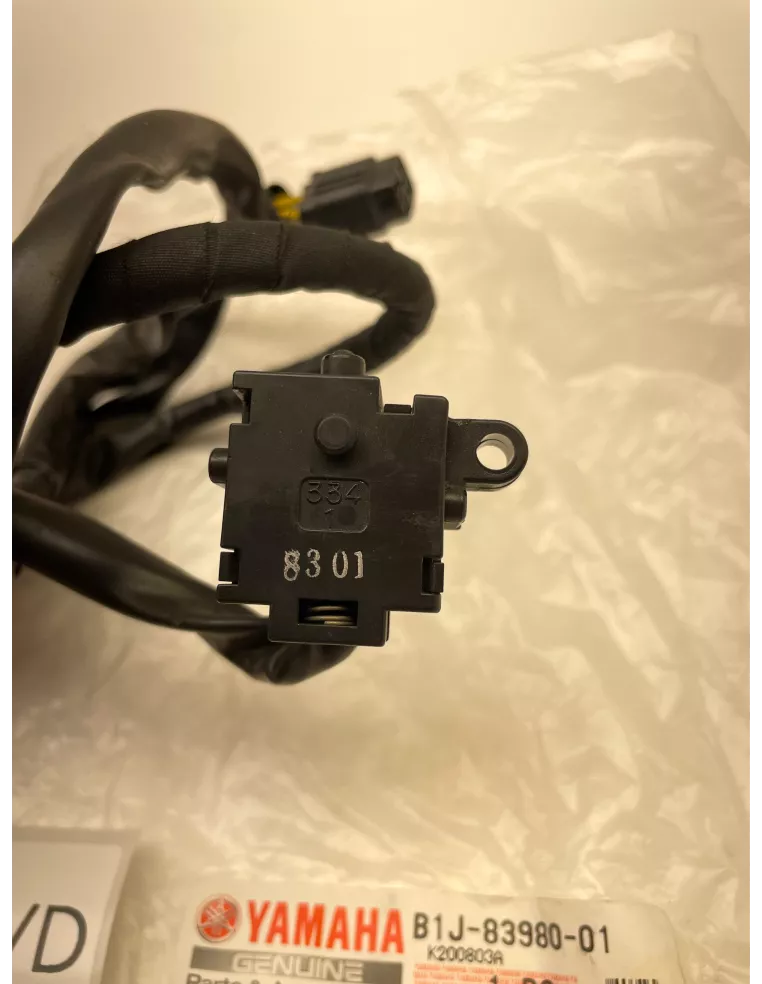 Contacteur de frein avant origine YAMAHA MT 09 / MT 09 SP 2018 - 2020 - occasion (photo 5)