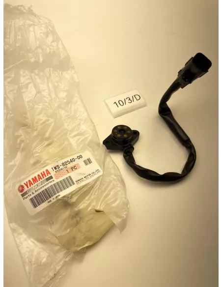 Contacteur de point mort origine YAMAHA MT 07 2014 - 2023 - occasion (photo 2)