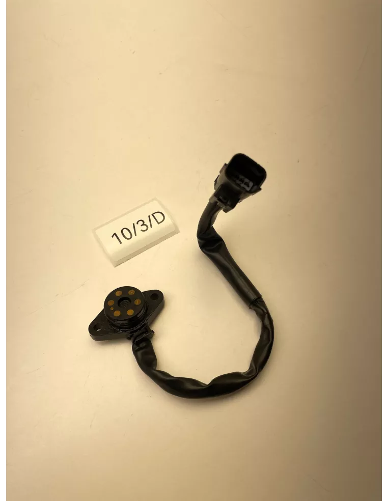 Contacteur de point mort origine YAMAHA MT 07 2014 - 2023 - occasion (photo 4)