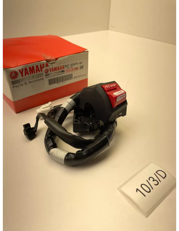 Commodo droit origine YAMAHA MT 07 2021 - 2022 - occasion (photo 2)