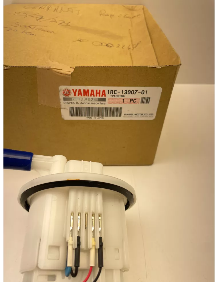 Pompe à essence origine YAMAHA MT 09 / MT 09 SP 2014 - 2020 - occasion (photo 4)