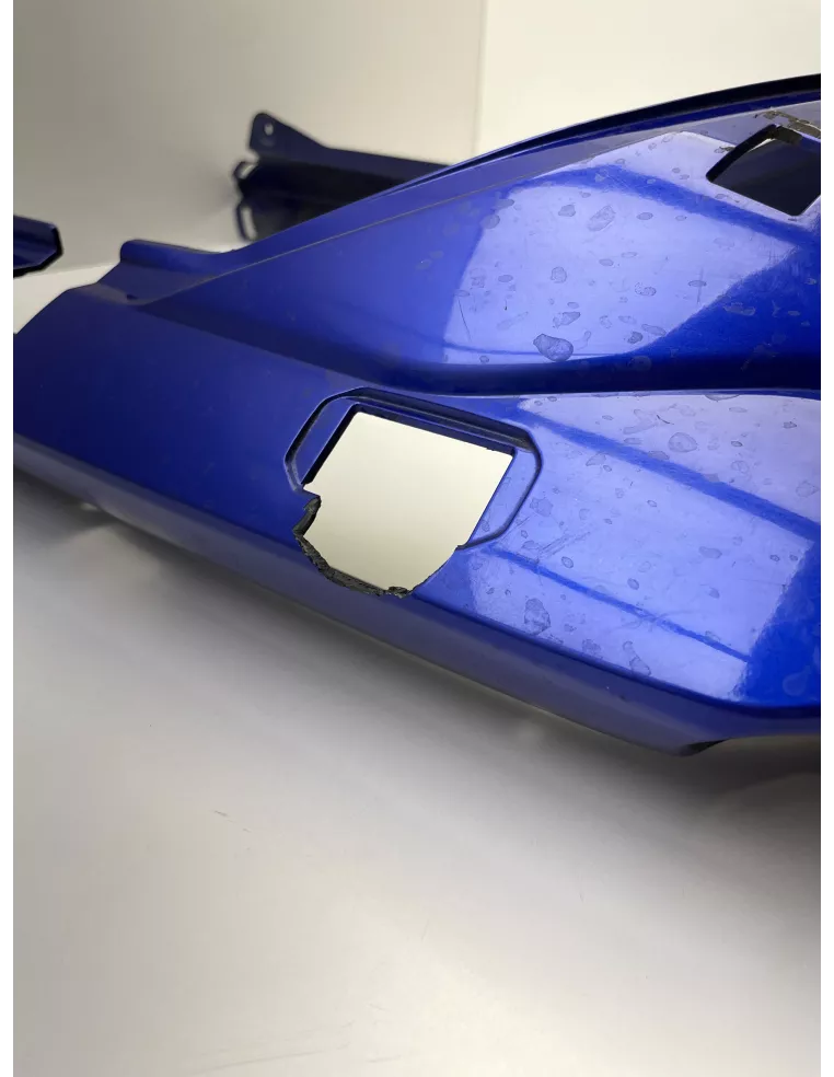 Coque arrière origine bleue YAMAHA FJR 1300 2001 - 2005 - occasion (photo 12)