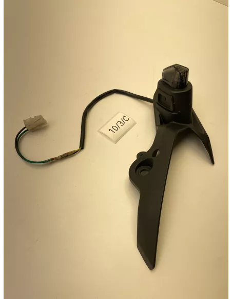 Support de phare droit origine (avec clignotant) YAMAHA MT 09 2014 - 2016 - occasion (photo 6)