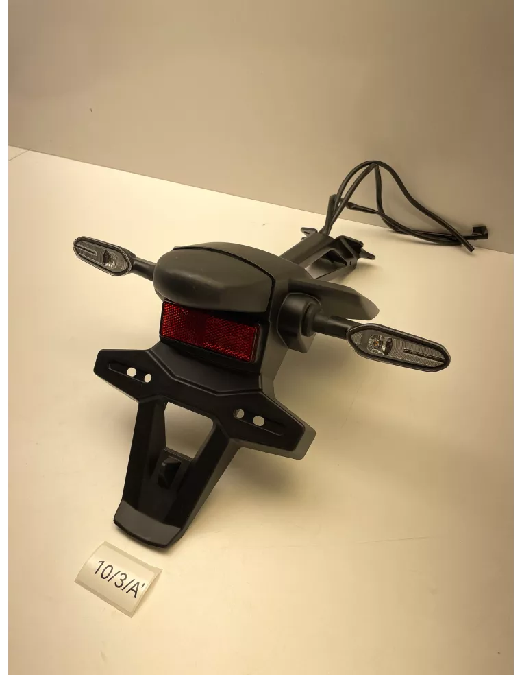 Support de plaque origine YAMAHA MT 09 2014 - 2016 - occasion (photo 4)