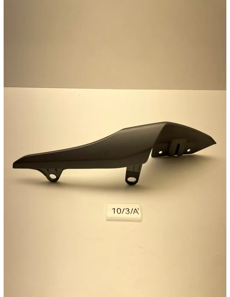 Flanc de selle gauche origine noir YAMAHA MT 07 2018 - 2020 - occasion