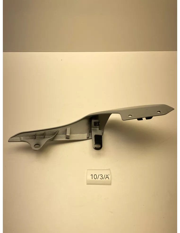 Flanc de selle droit origine gris YAMAHA MT 07 2018 - 2020 - occasion (photo 6)