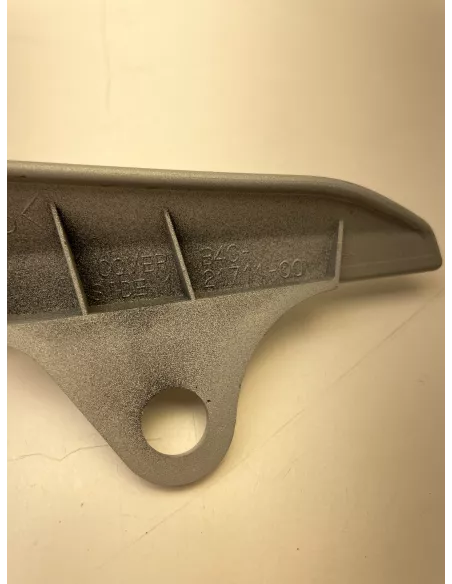 Flanc de selle gauche origine blanc YAMAHA MT 07 2018 - 2020 - occasion (photo 6)