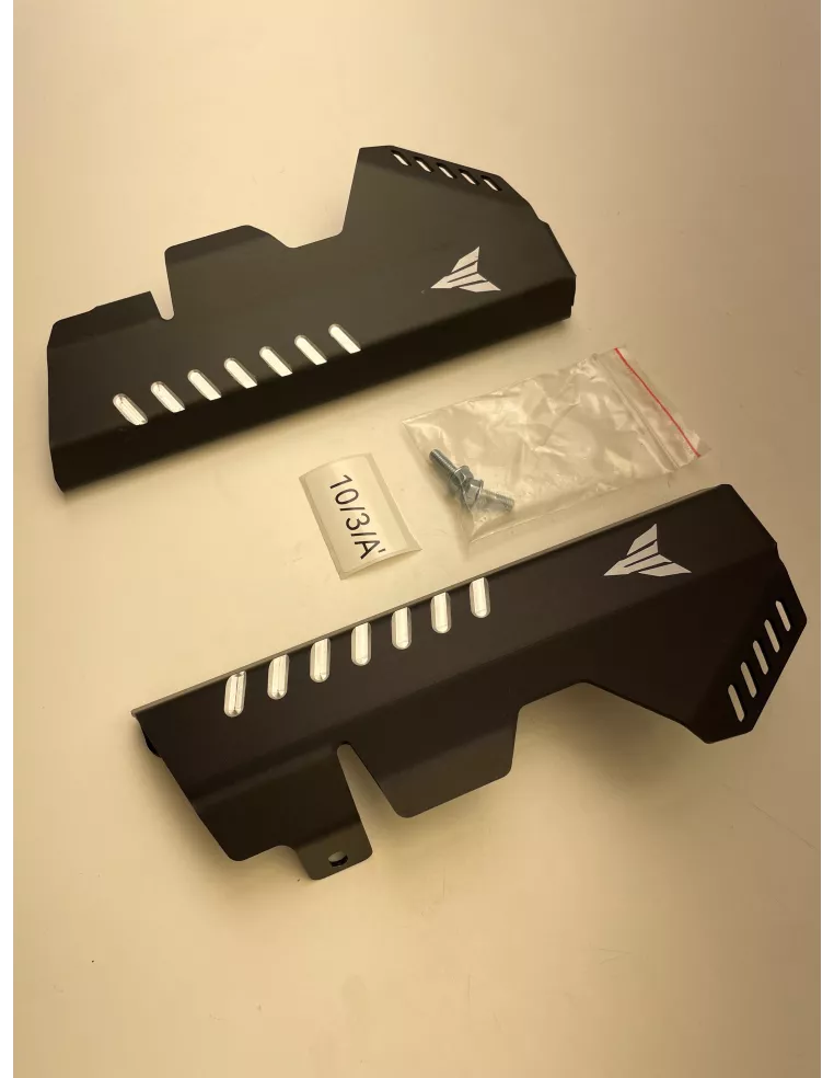Caches latéraux de radiateurs YAMAHA MT 07 2014 - 2017 - occasion (photo 2)