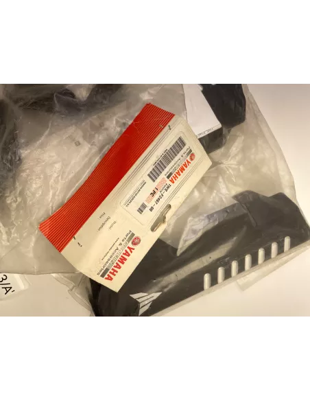 Caches latéraux de radiateurs YAMAHA MT 07 2014 - 2017 - occasion (photo 5)