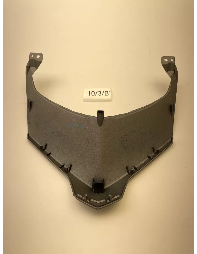 Jonction de coque arrière origine noire YAMAHA XMAX 300 2018 - 2022 - occasion (photo 4)