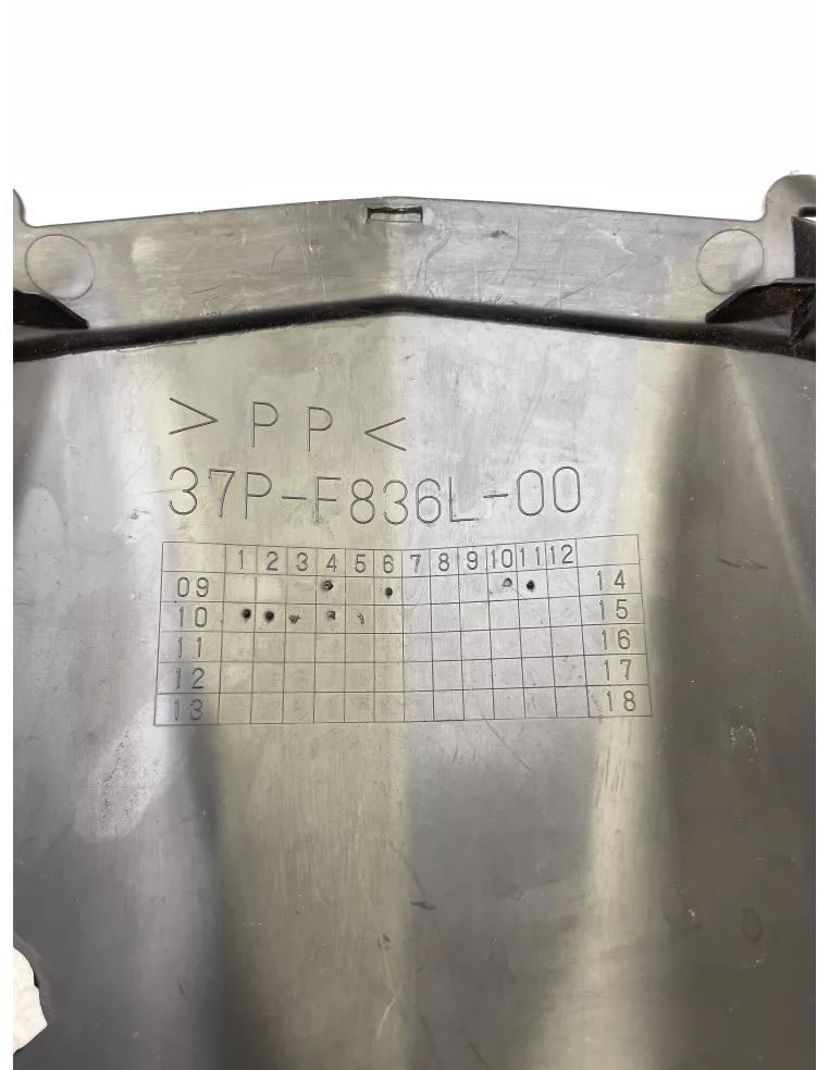 Panneau avant intérieur origine YAMAHA XMAX 125 2010-2013 – 37P-F836L-00