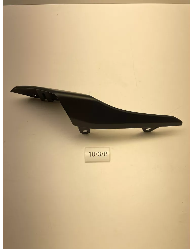 Flanc de selle gauche origine noir YAMAHA MT 07 2018 - 2020 – B4C-21711-00