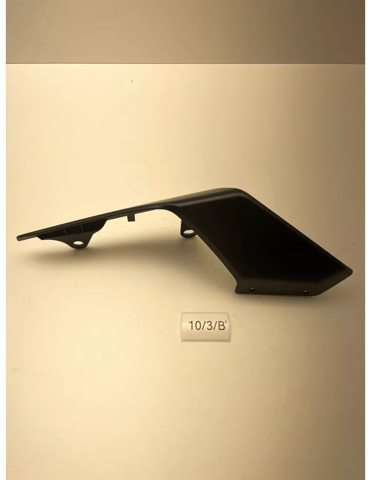 Flanc de selle droit origine noir YAMAHA MT 07 2018 - 2020 – B4C-21721-00