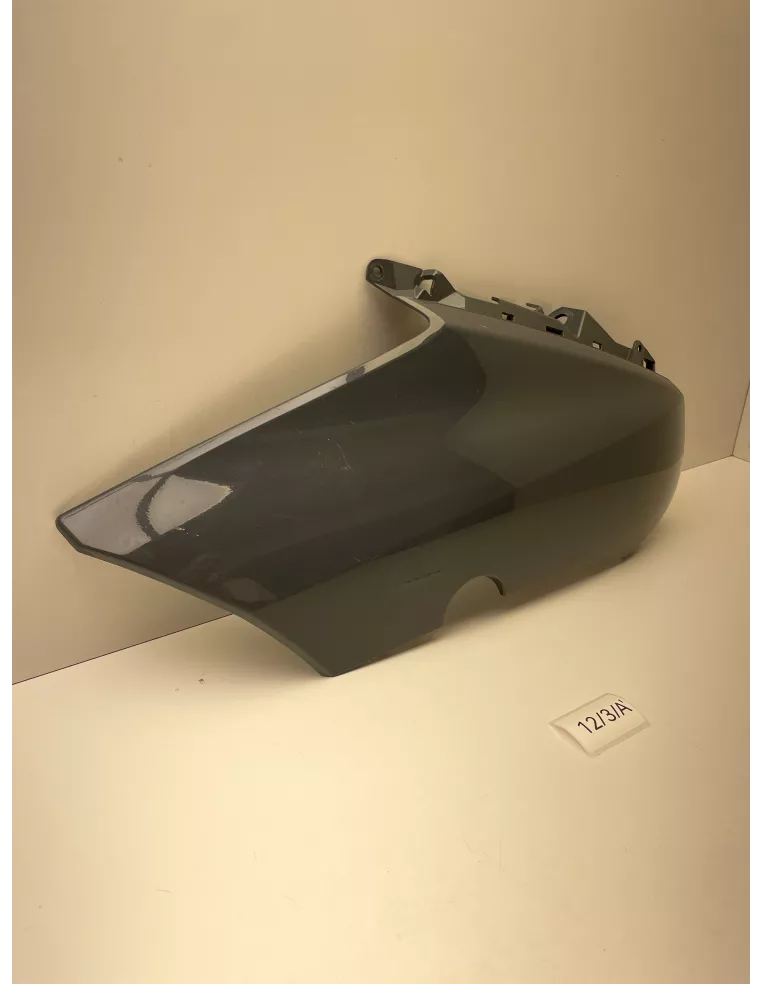 Carénage avant gauche origine YAMAHA XMAX 125 2018 - 2022 – BL1-F8351-00