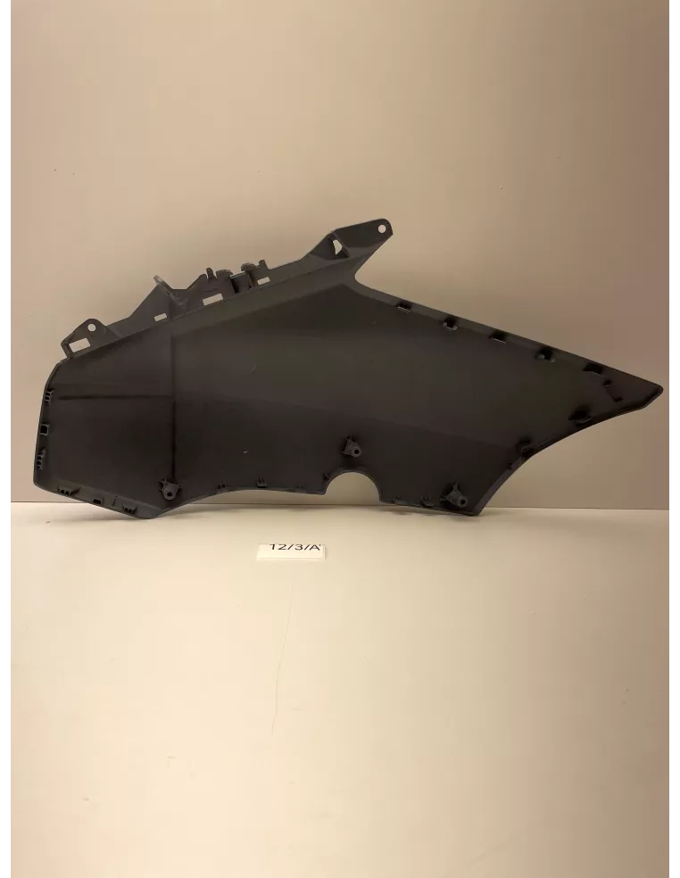 Carénage avant gauche origine YAMAHA XMAX 125 2018 - 2022 – BL1-F8351-00