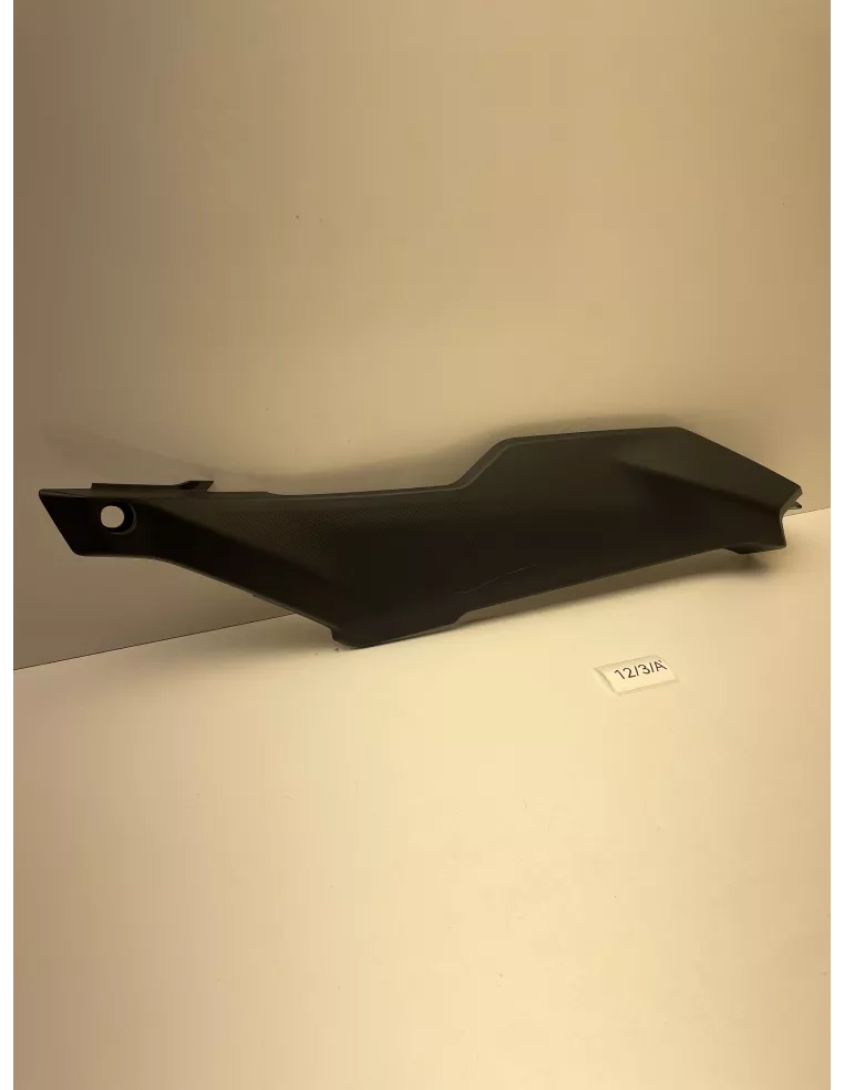 Flanc de réservoir droit origine YAMAHA TRACER 900 / TRACER 900 GT 2018 - 2020 – B5C-24139-00