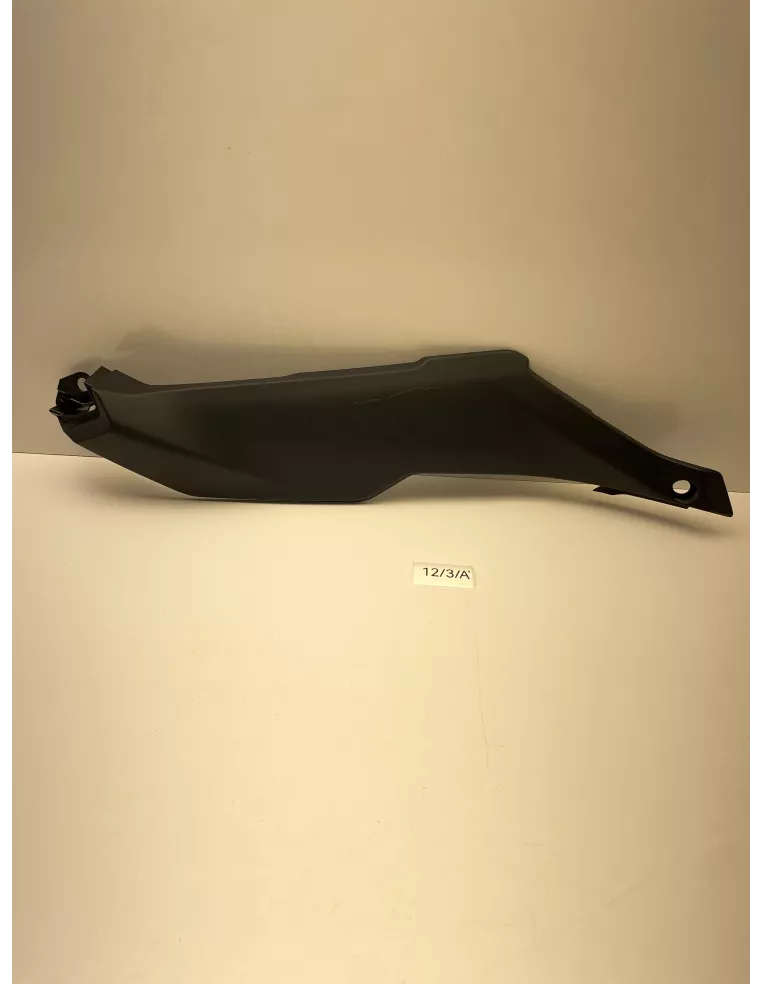 Flanc de réservoir droit origine YAMAHA TRACER 900 / TRACER 900 GT 2018 - 2020 – B5C-24139-00