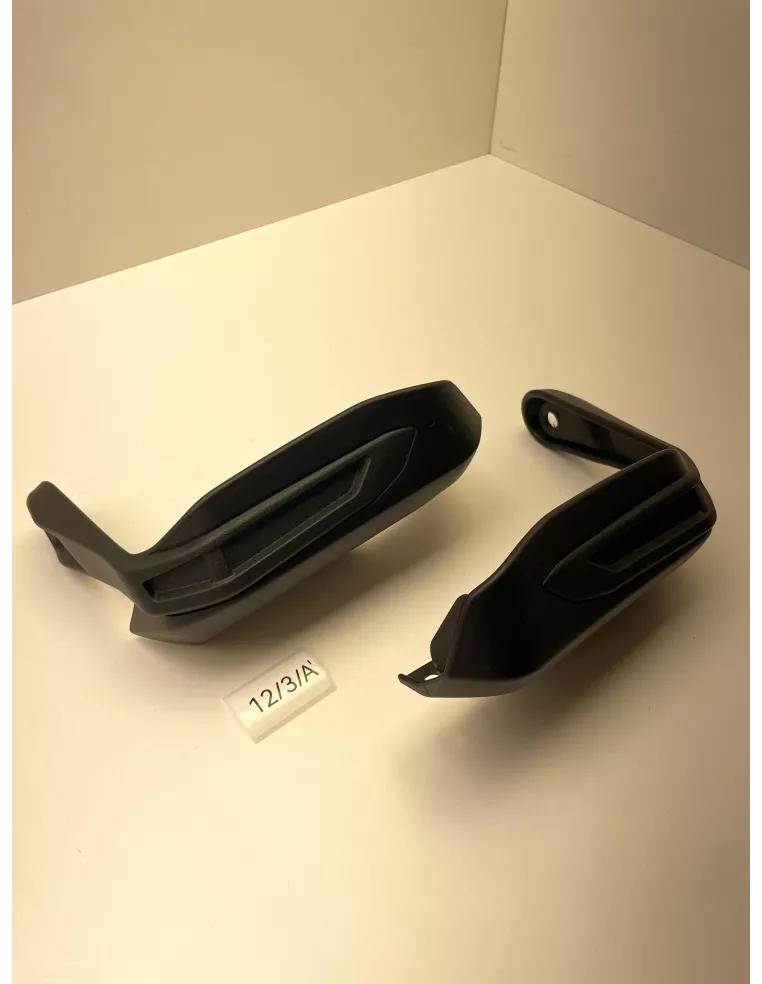 Paire de protège mains origine YAMAHA TRACER 900 / TRACER 900 GT 2021 - 2026 – B5U-26142-00 / B5U-26141-00