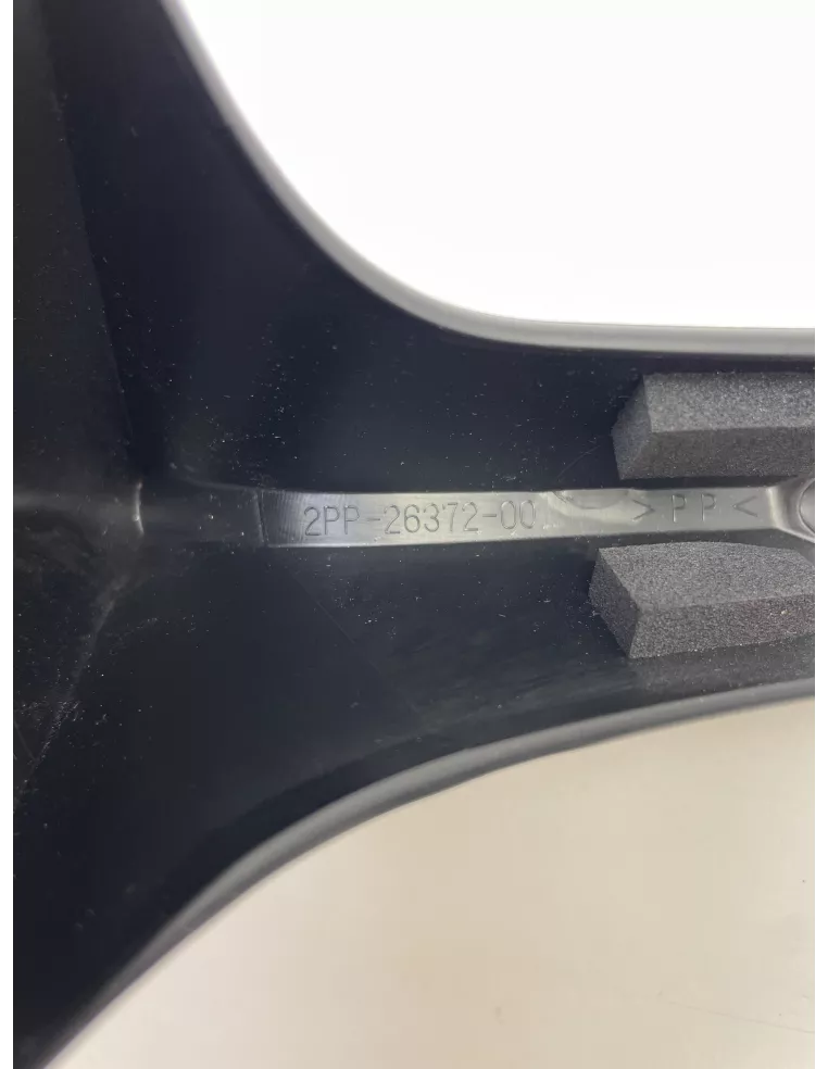 Protège main droit origine YAMAHA TRACER 900 2015 - 2017 – 2PP-26372-00