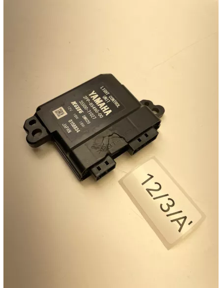 Boîtier électronique de contrôle des feux origine YAMAHA TRACER 900 / TRACER 900 GT 2018 - 2024 – 2PP-85490-00