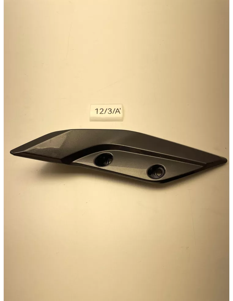 Coque supérieur de protège mains gauche origine YAMAHA MT 09 Tracer 2015 - 2017 – 2PP-26143-00