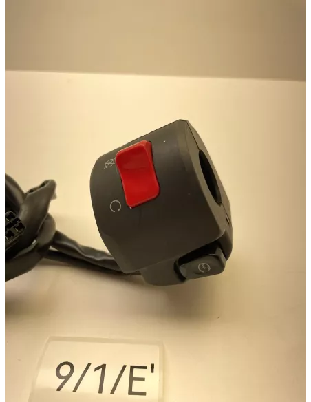 Commodo droit origine KAWASAKI ER-6N / ER-6F 2009 - 2016 – 46091-0255