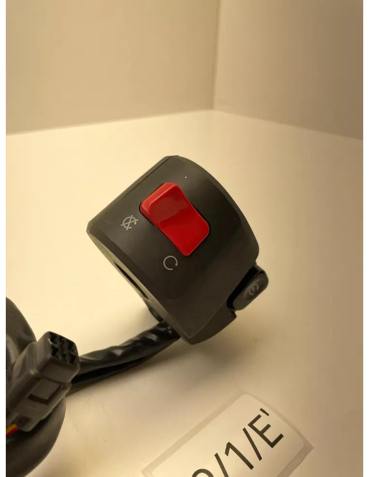 Commodo droit origine KAWASAKI ER-6N / ER-6F 2009 - 2016 – 46091-0255
