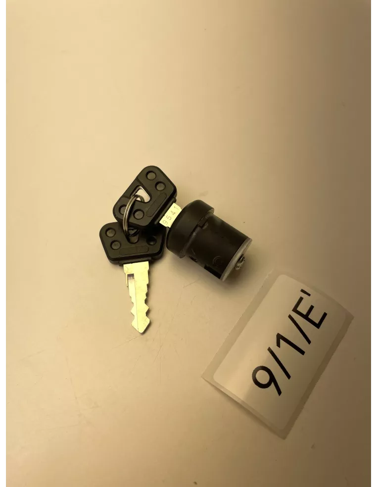 Kit barillet de serrure origine (avec 2 clés) pour top case – 52S-21780-09