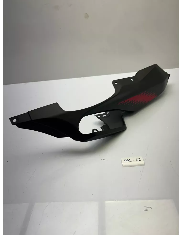 Flanc de selle droit origine YAMAHA MT 07 2014 - 2017 – 1WS-21721-00-P0