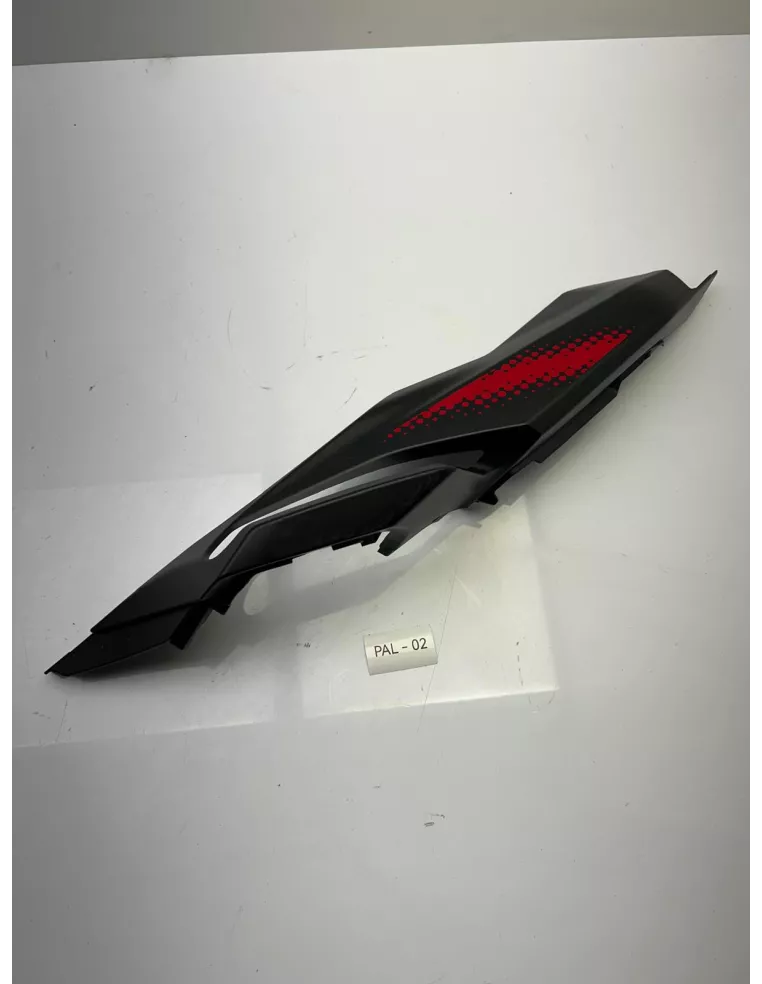 Flanc de selle droit origine YAMAHA MT 07 2014 - 2017 – 1WS-21721-00-P0