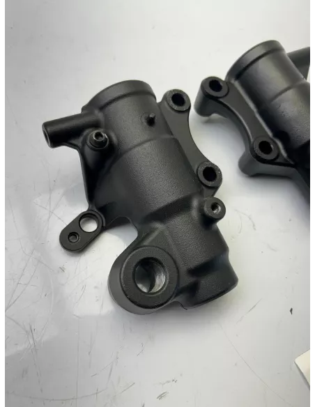 Pieds de fourche droit et gauche origine YAMAHA Ténéré 700 2019 - 2024 – BW3-23102-03-00 / BW3-23103-01-00